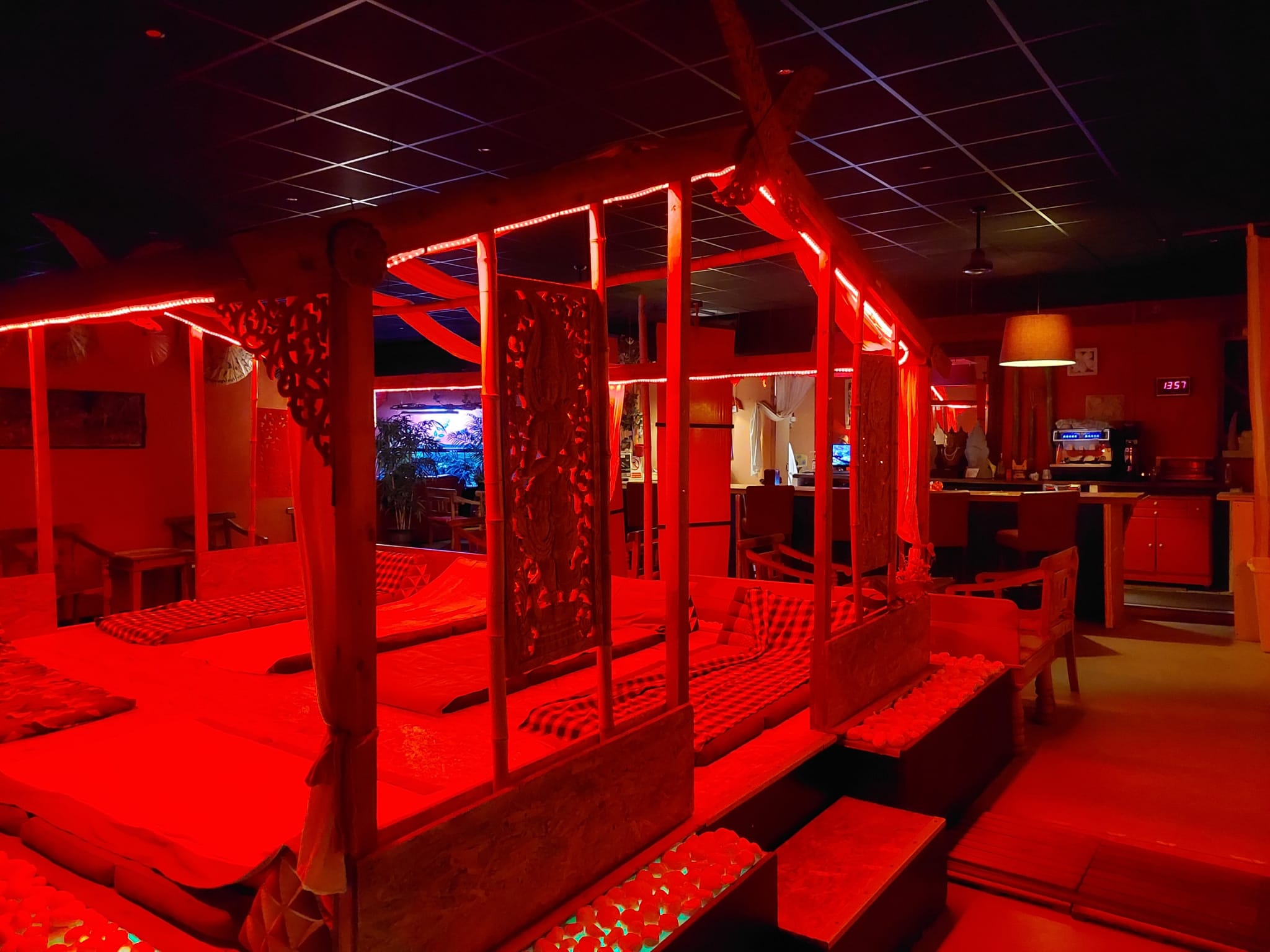 Gang bang 100 Masculin 06 Juillet 2022 Club Libertin à Reims Sauna Le Lotus
